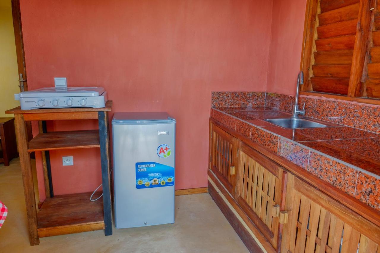 Colibri Lodge Ambatoloaka  Kültér fotó